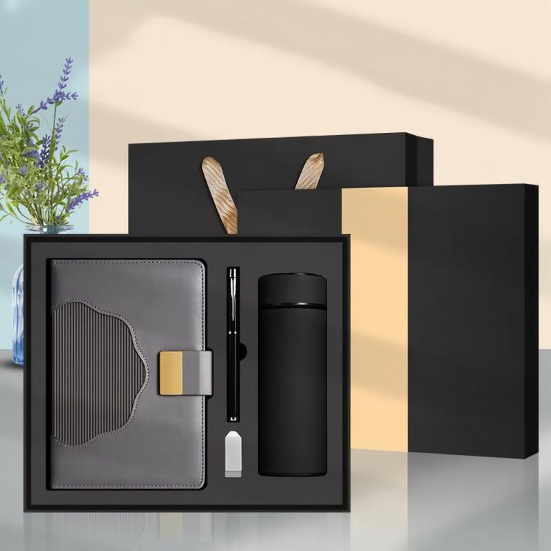 Set Cadou Corporate Personalizat pentru Notebook Pen Thermos U Disk Cutie Cadou
