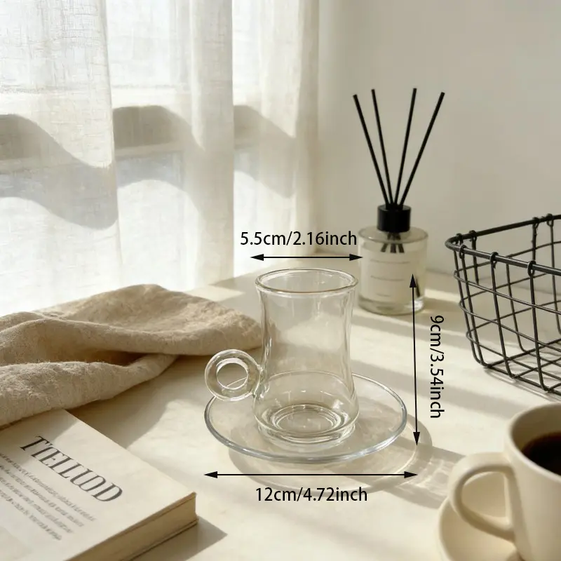 Pahar de cafea turcească cu mâner inel și farfurie