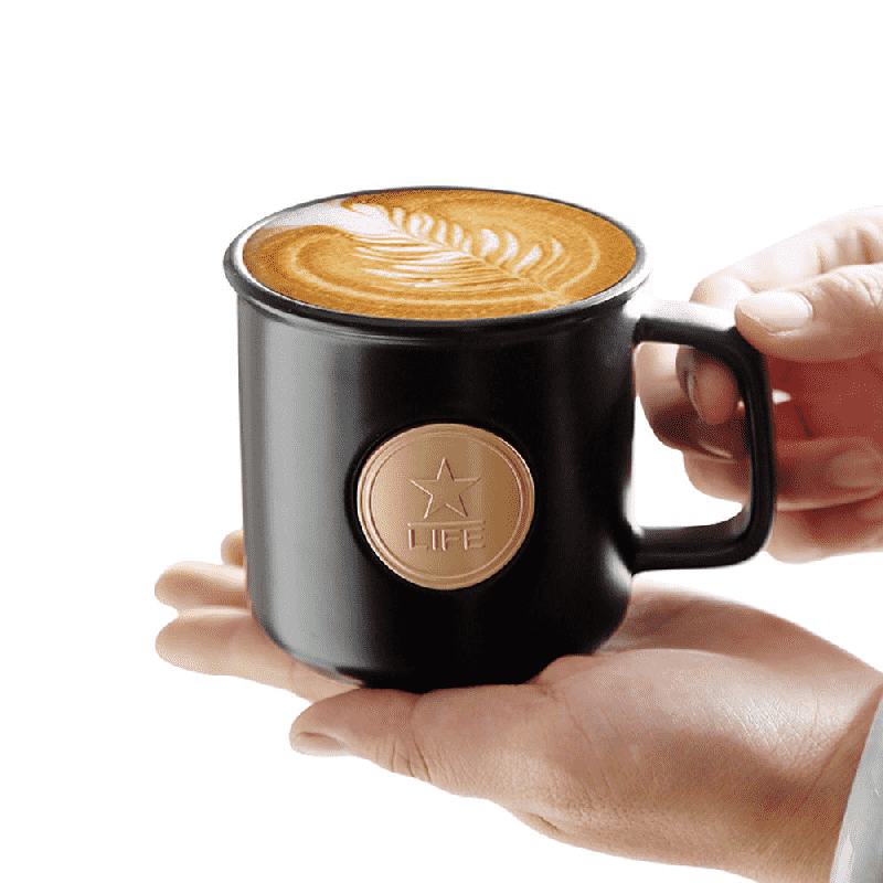 Cana de cafea din ceramică Star LIFE cu capac și lingură