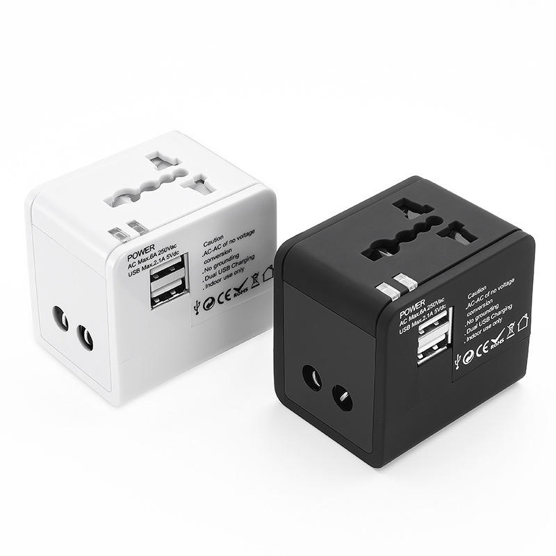 Adaptor universal de călătorie cu porturi USB duale